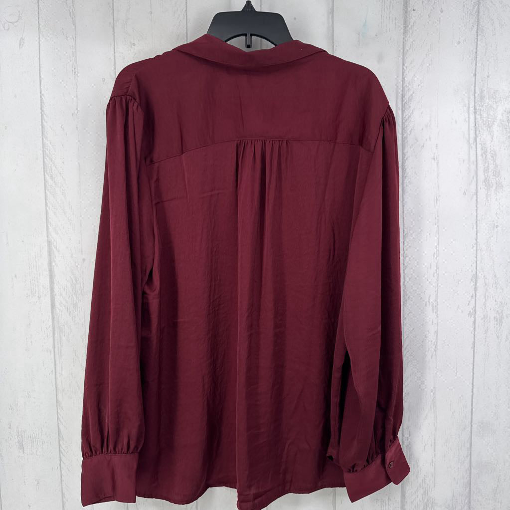 XXL l/s v-neck silky top