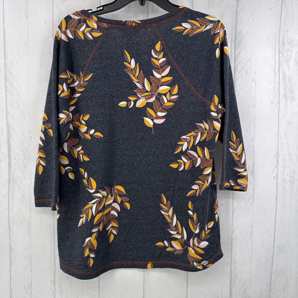 PL elbow slv leaf print top