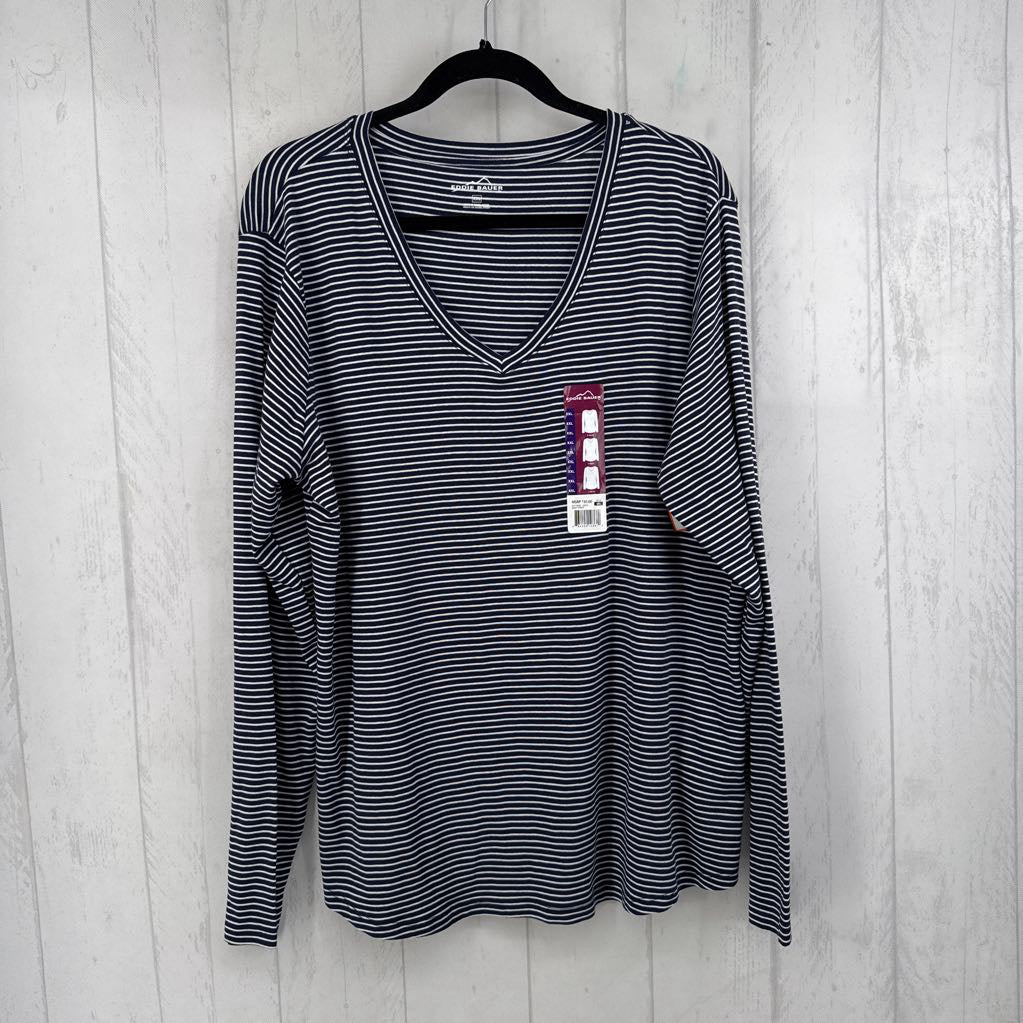 R30 XXL striped v-neck l/s tee