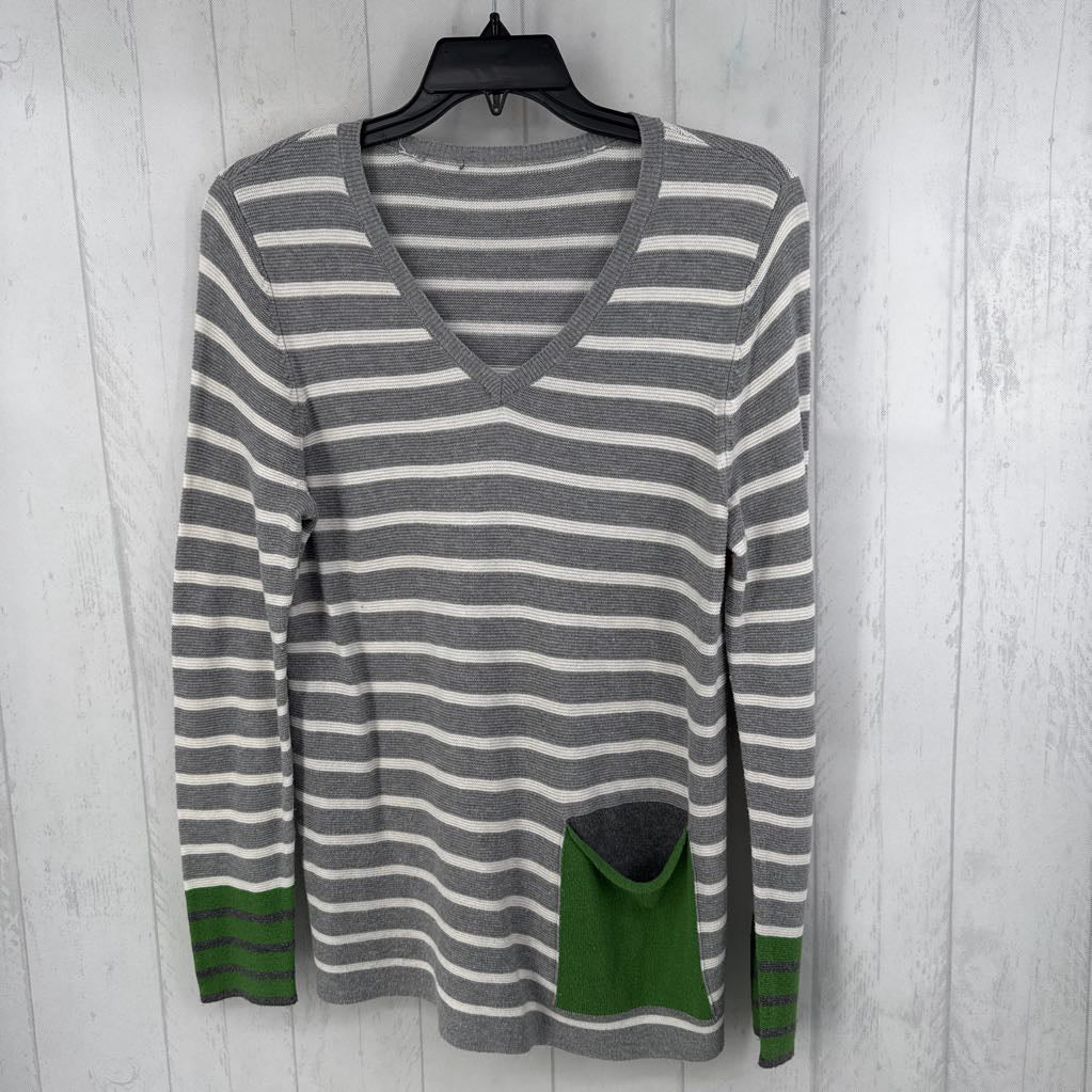 L striped v-neck sweater