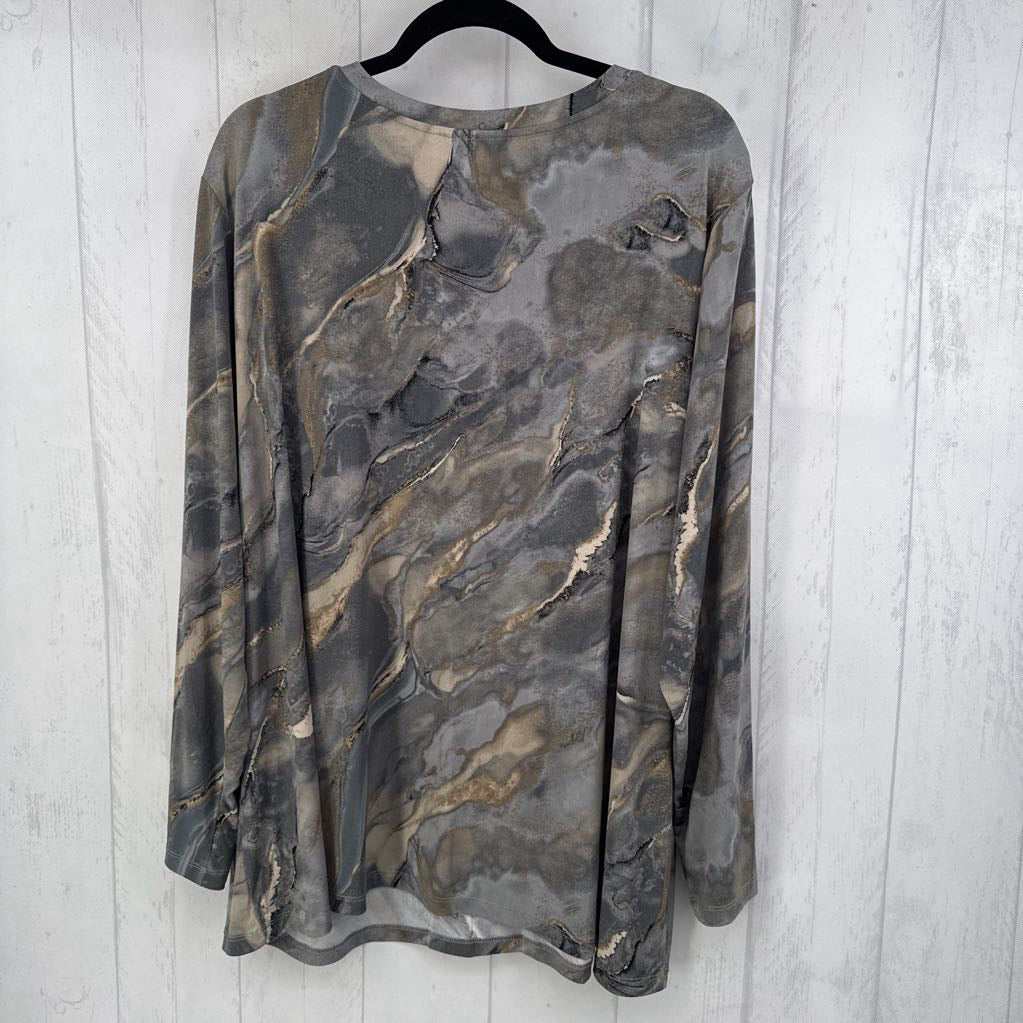 3X printed scoop neck l/s top