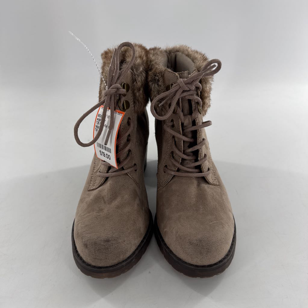 7.5 faux-fur trim boot