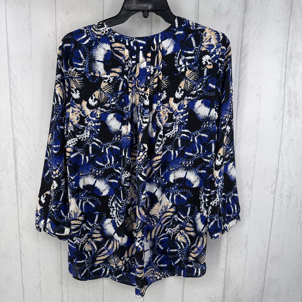 M butterfly print 1/2 button down 3/4 slv top