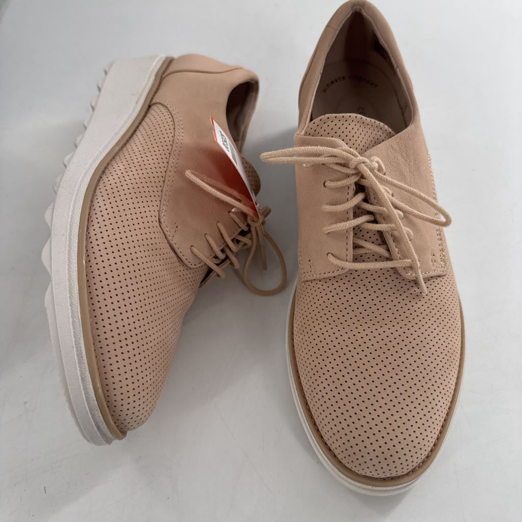 8.5 perforated nubuck lace-up loafer