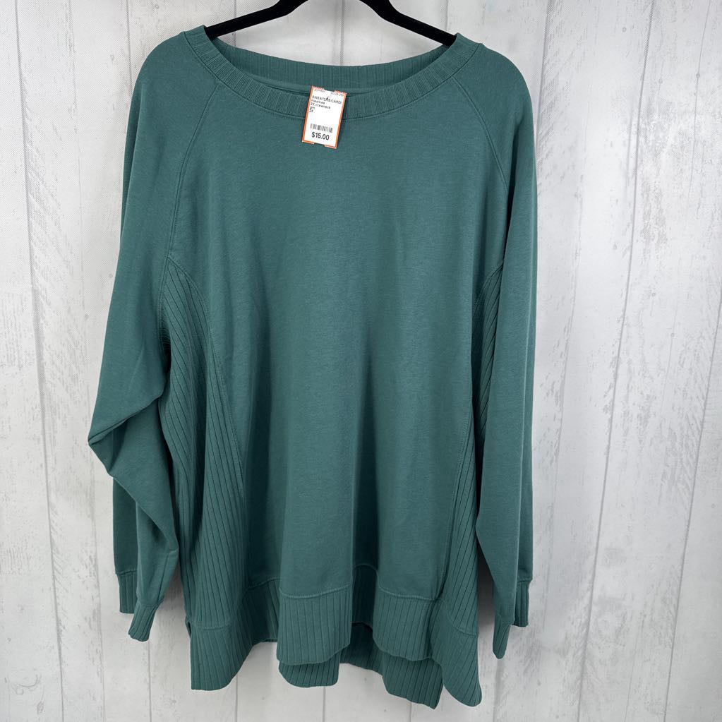 2X crewneck sweatshirt