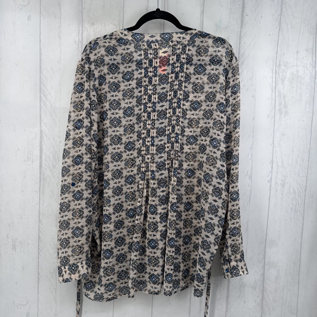 2X printed button down l/s top