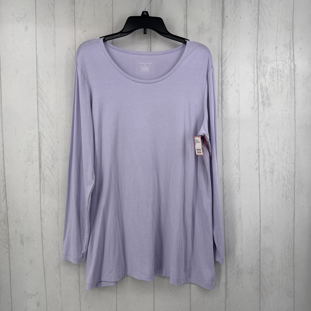 XL scoop-neck l/s tee