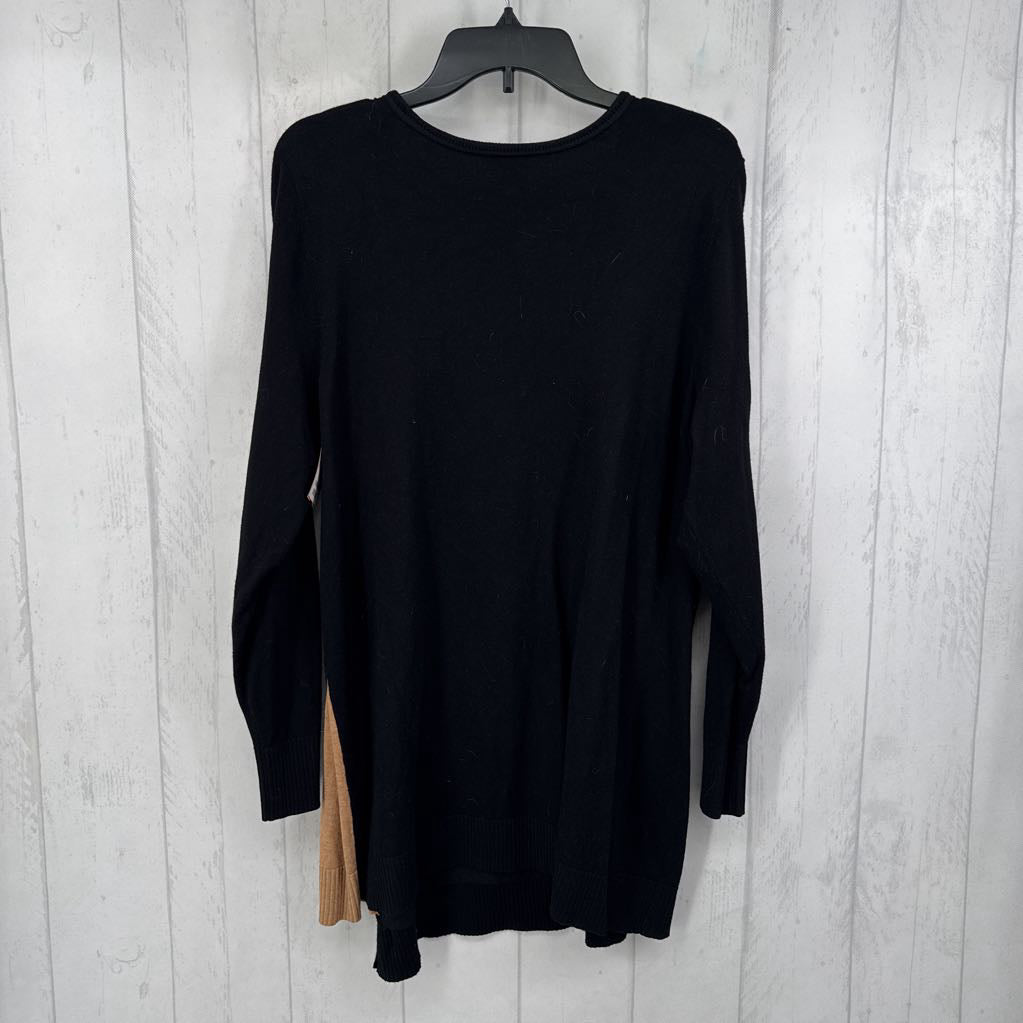 XL v-neck sweater