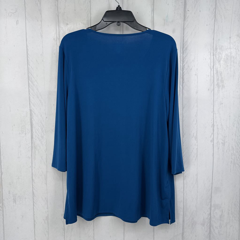 L v-neck 3/4 slv top