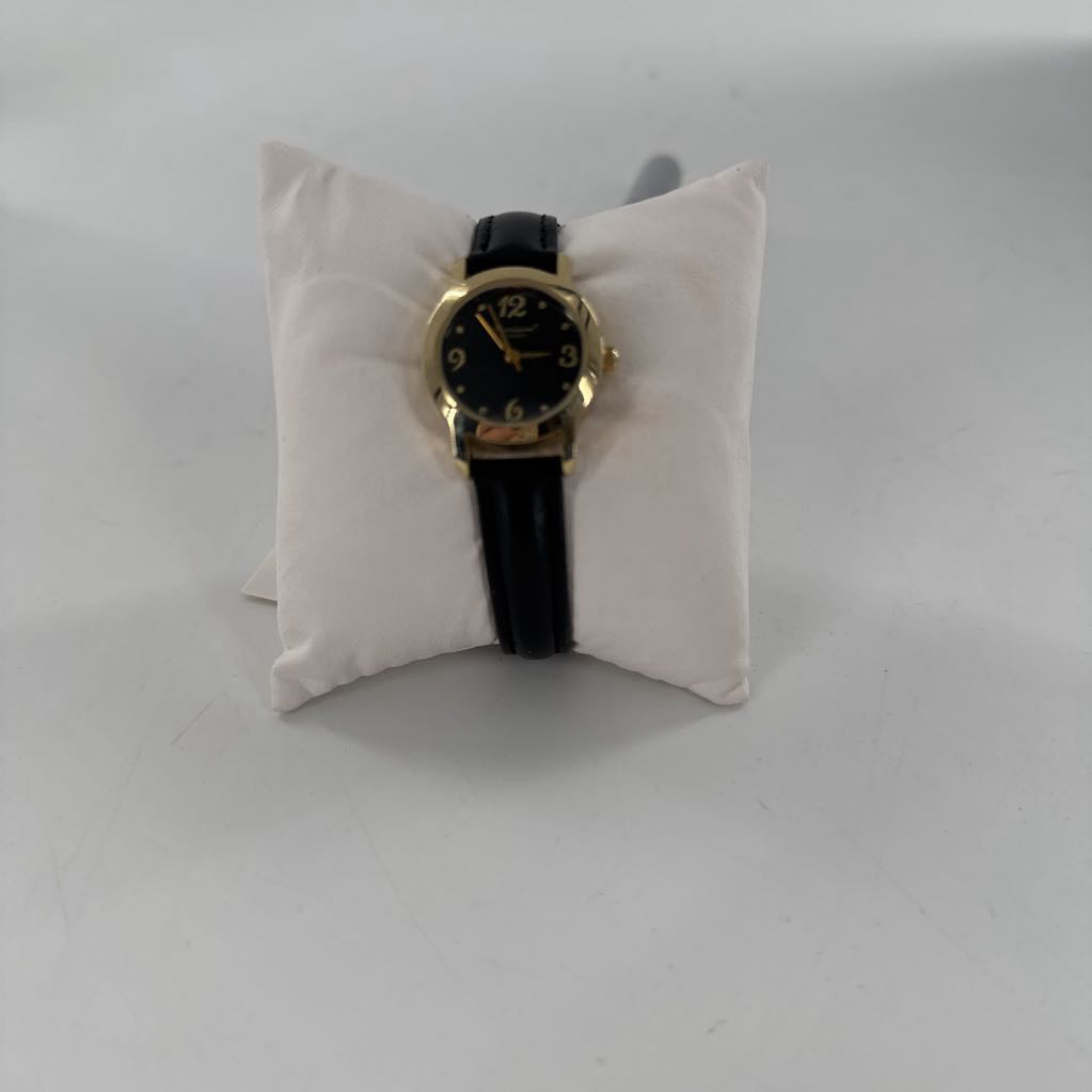 black leather band watch