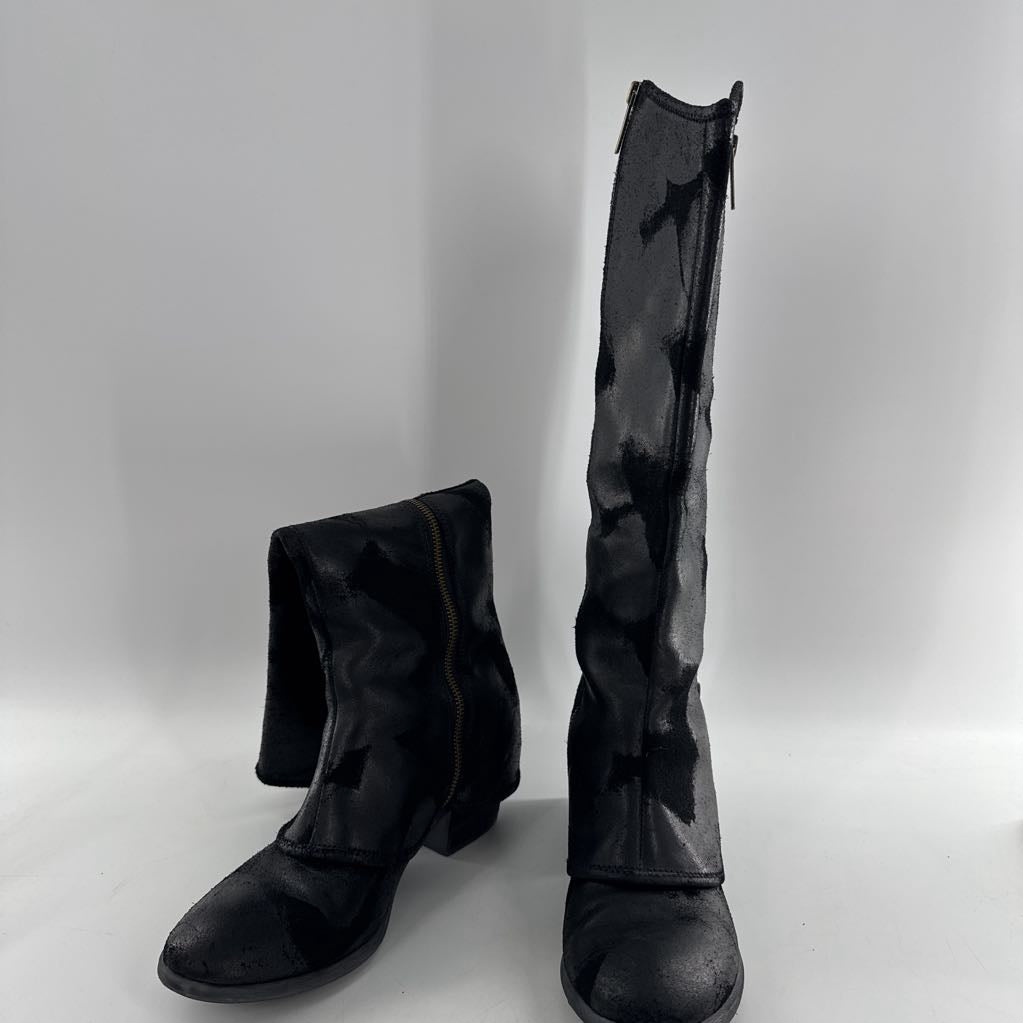 9.5 suede/leather tall riding boot