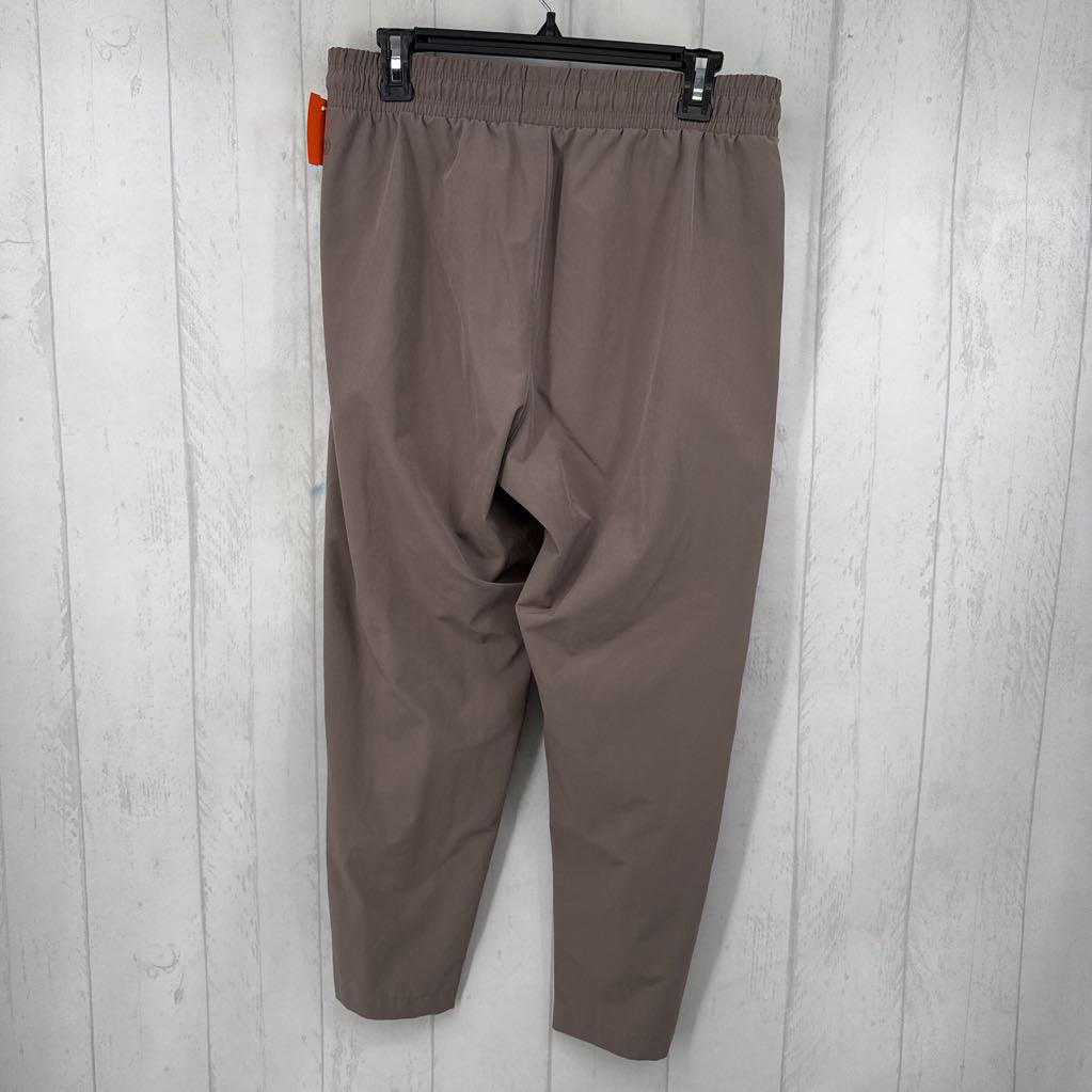 M pull-on pant