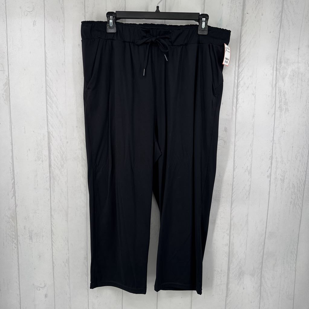 L pull-on crop pant