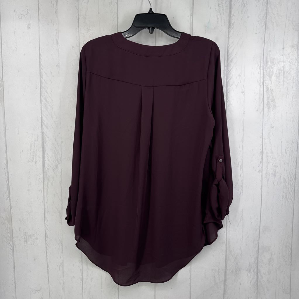 R40 L v-neck tab slv top