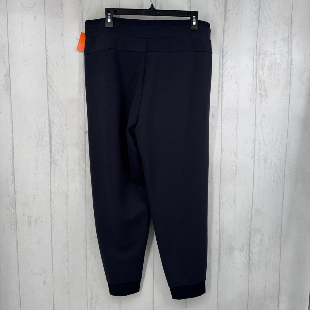 L tapered leg pull-on pant