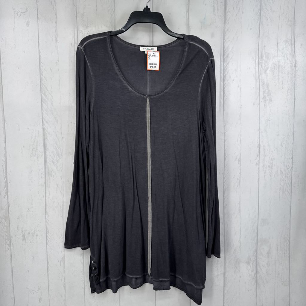 L/XL hard seem l/s top