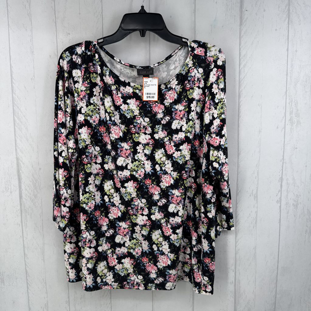 XL scoop neck flo print 3/4 slv top