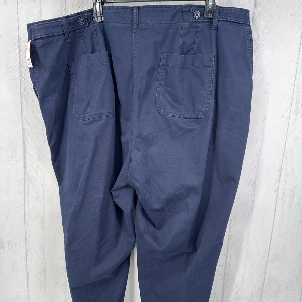 22W twill patch pocket crop pant