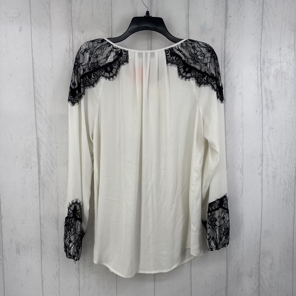 10 lace accent tie-front l/s top