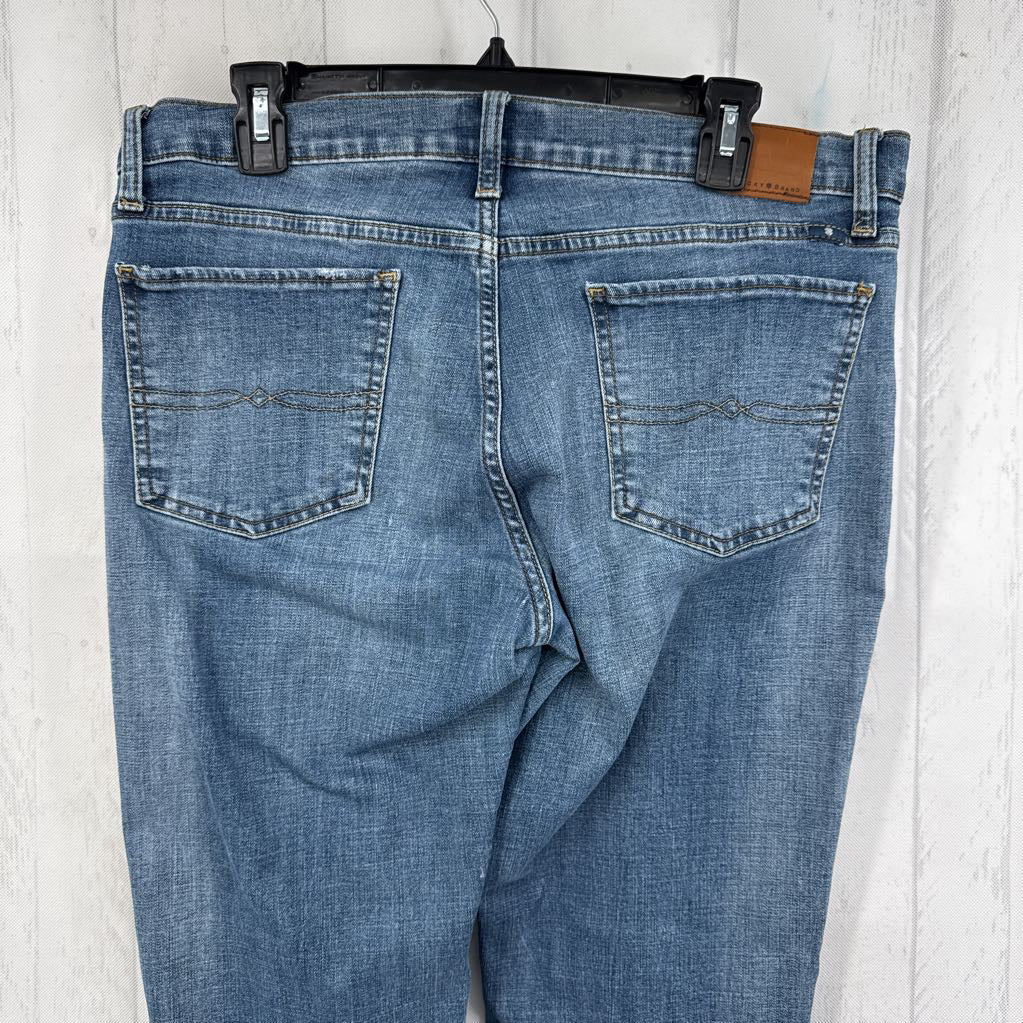 10 straight leg jean