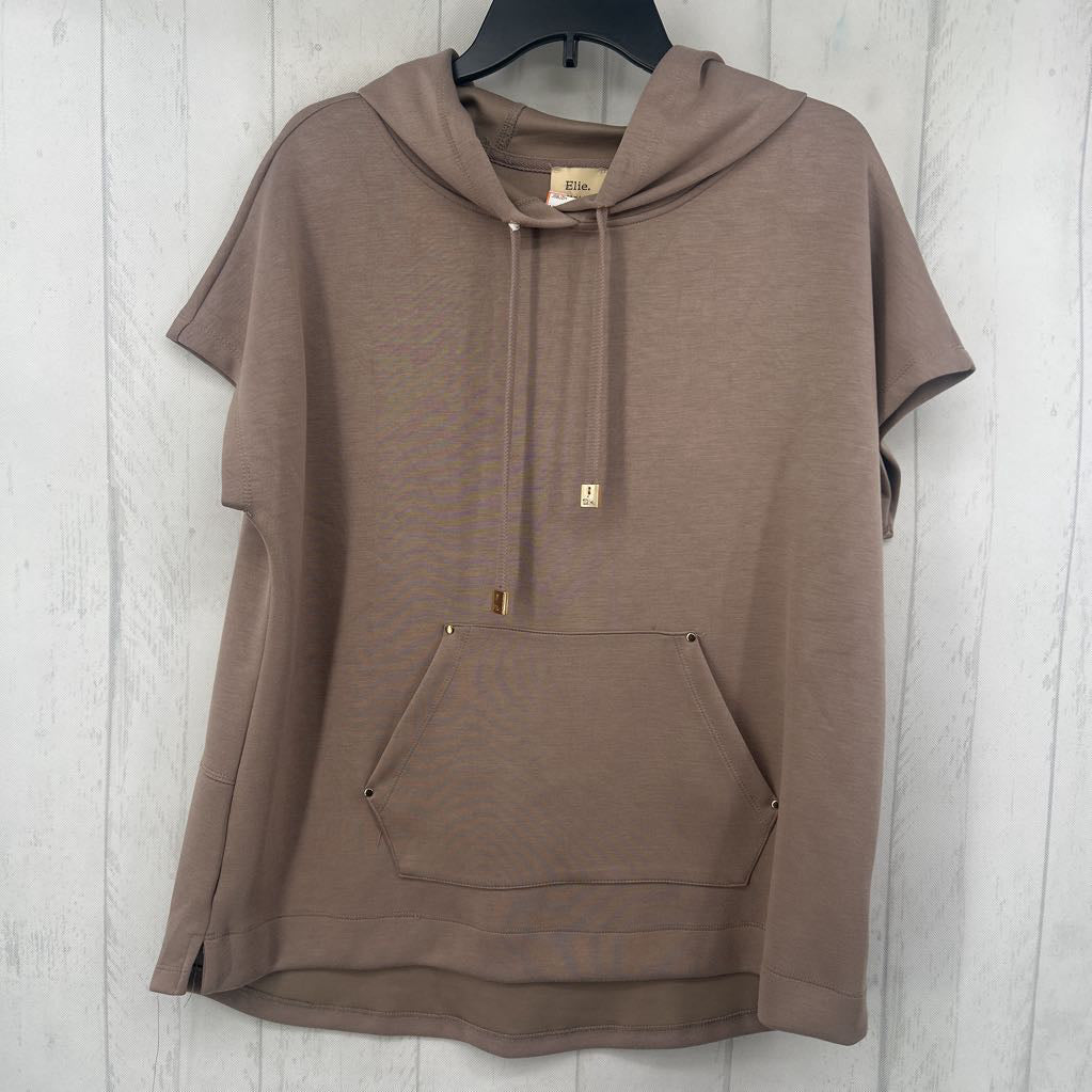 L sloped shoulder pullover