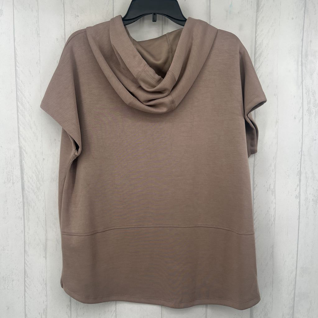 L sloped shoulder pullover