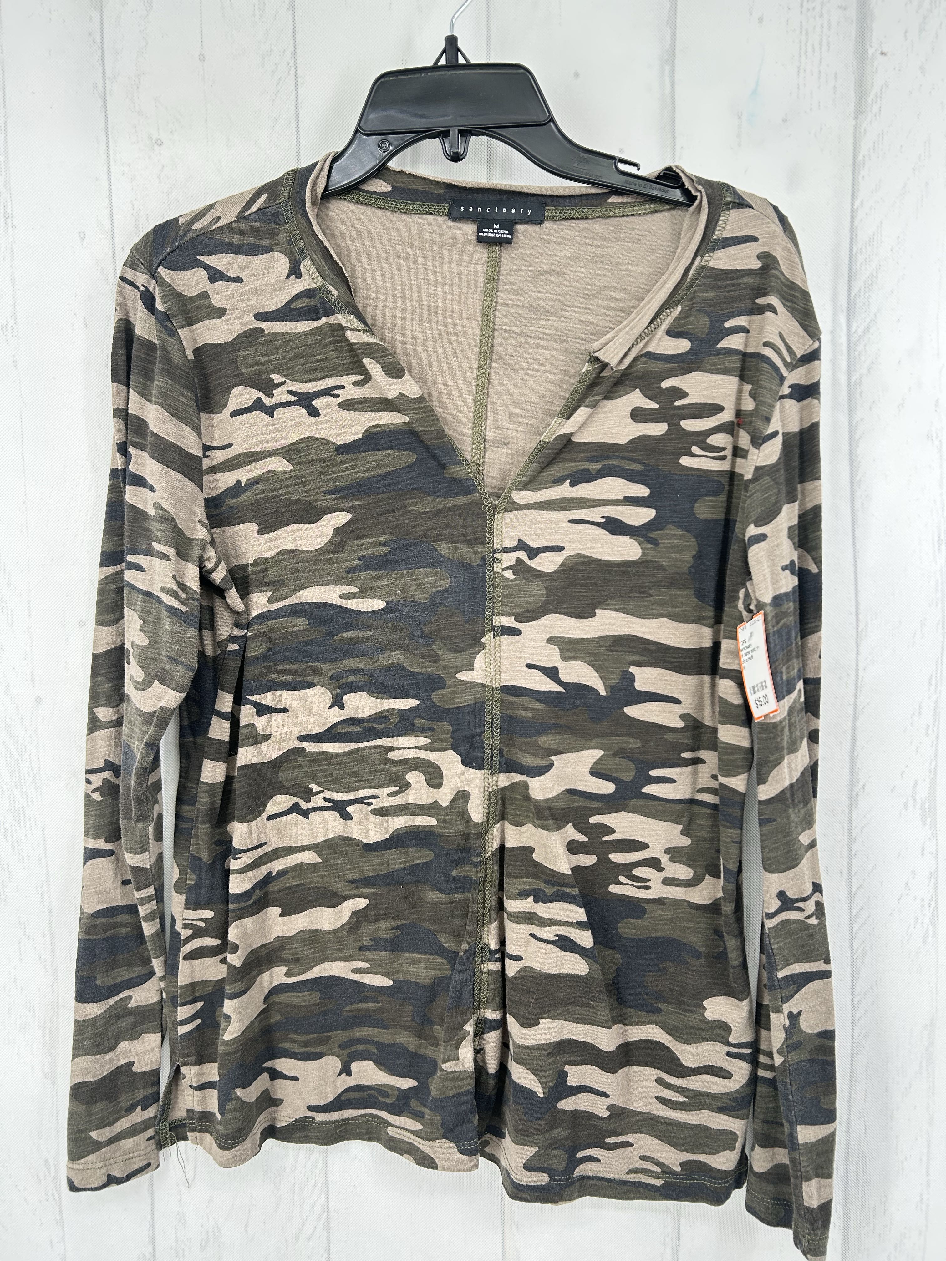 M camo print v-neck l/s tee