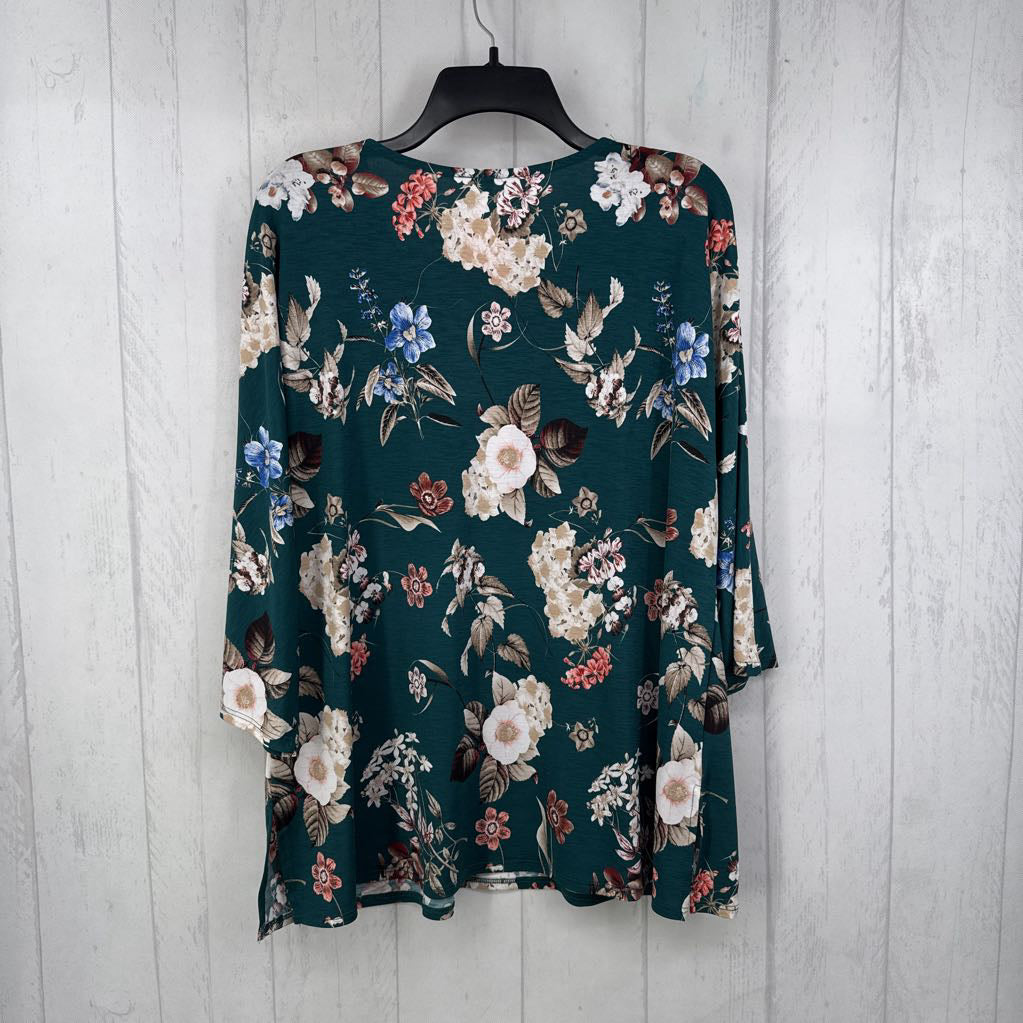 L flo print v-neck 3/4 slv top