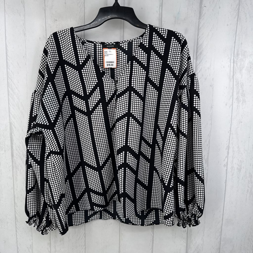 L l/s dot print v-neck top