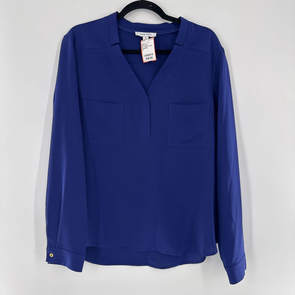 XL v-neck l/s top