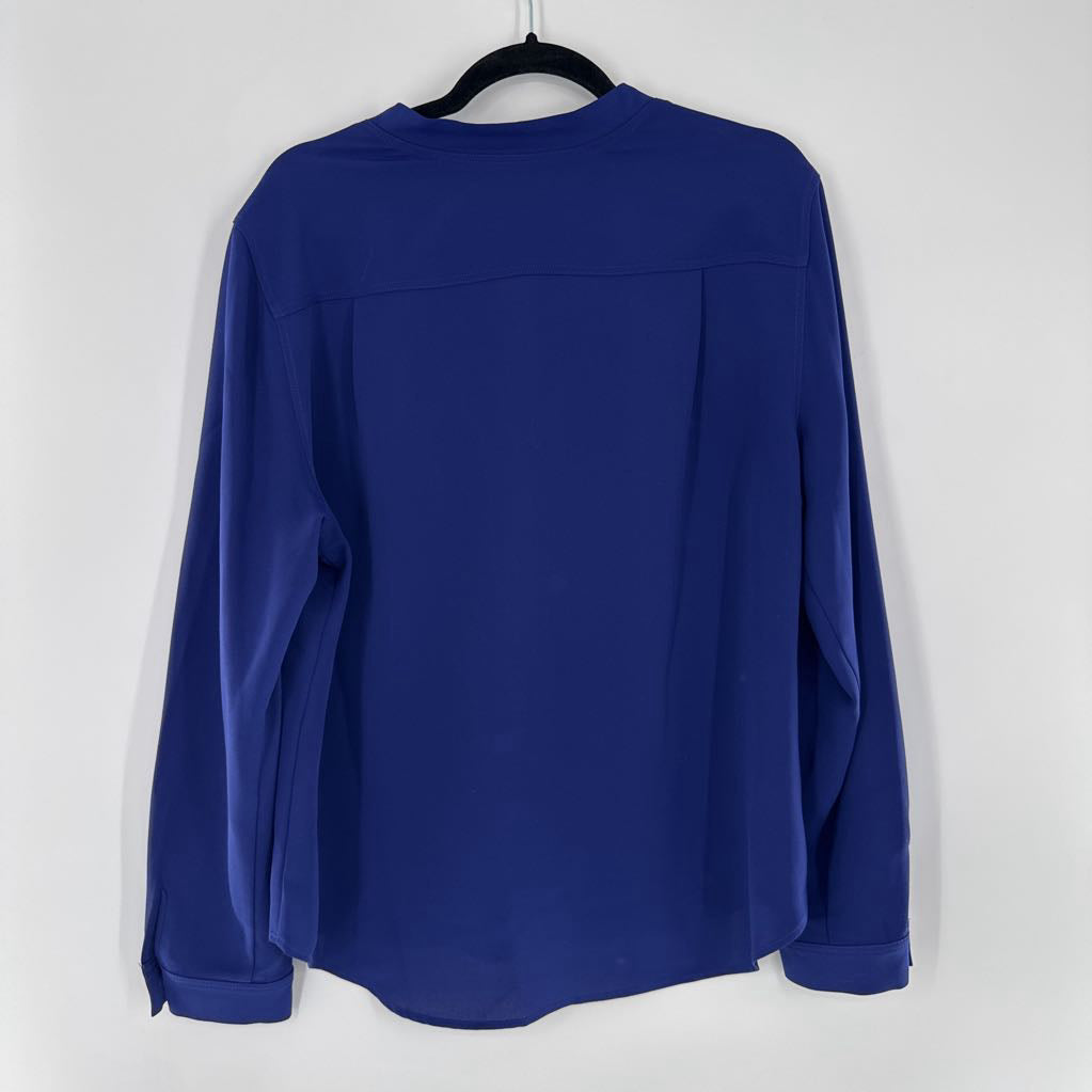 XL v-neck l/s top
