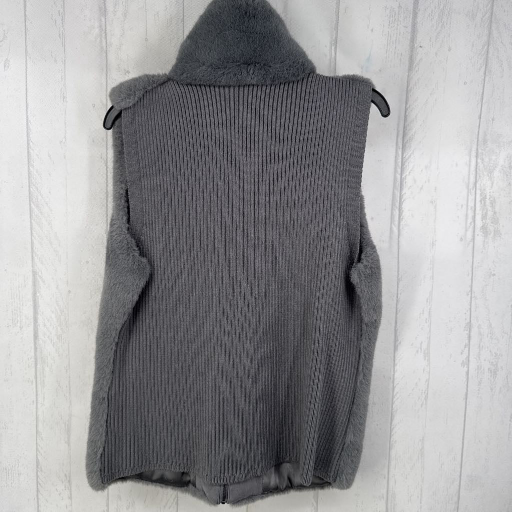 XL faux fur vest