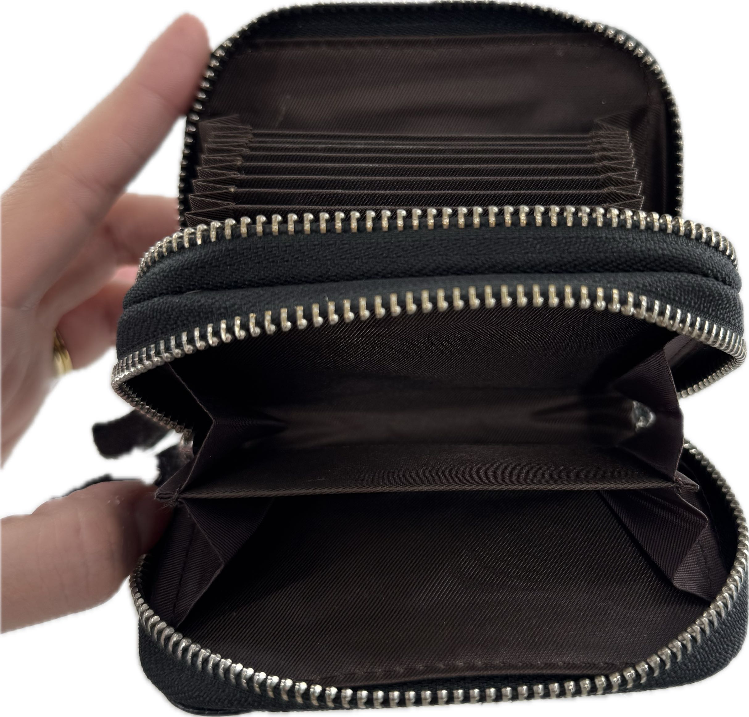 double zip around card holder/wallet