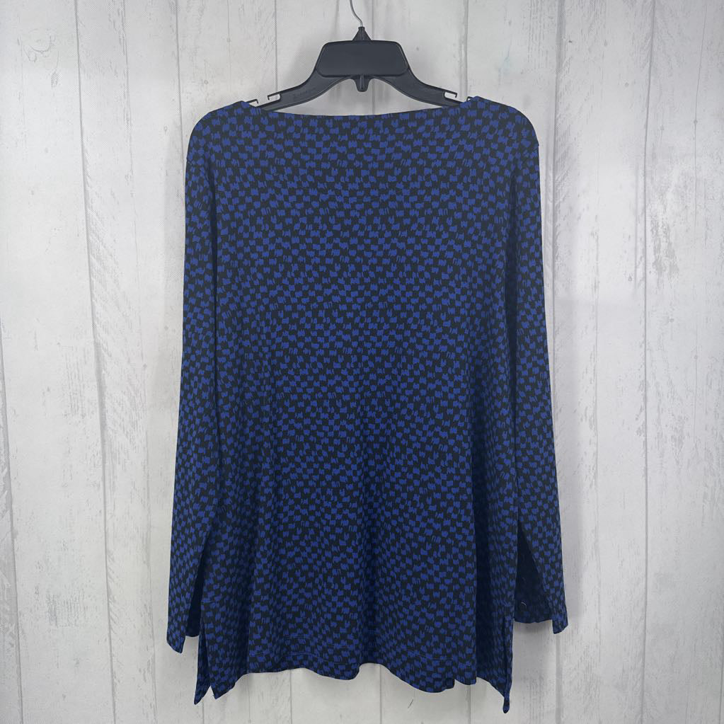 R70 XL checkerboard l/s tunic