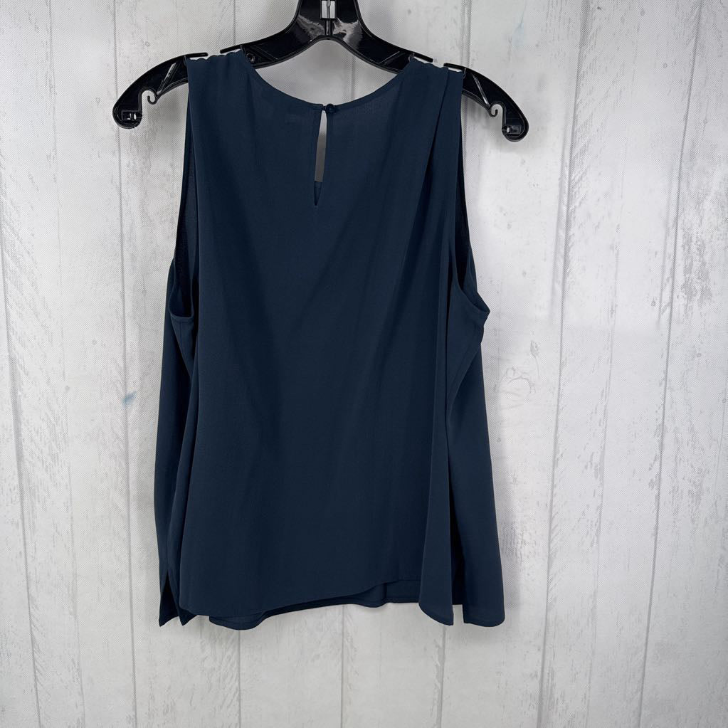 R198 L round neck shell