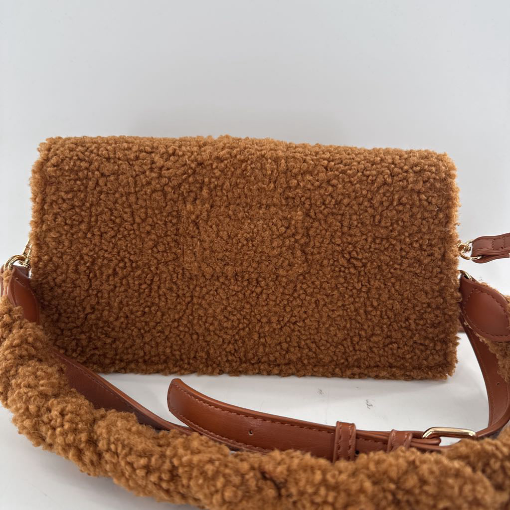 sherpa shoulder bag