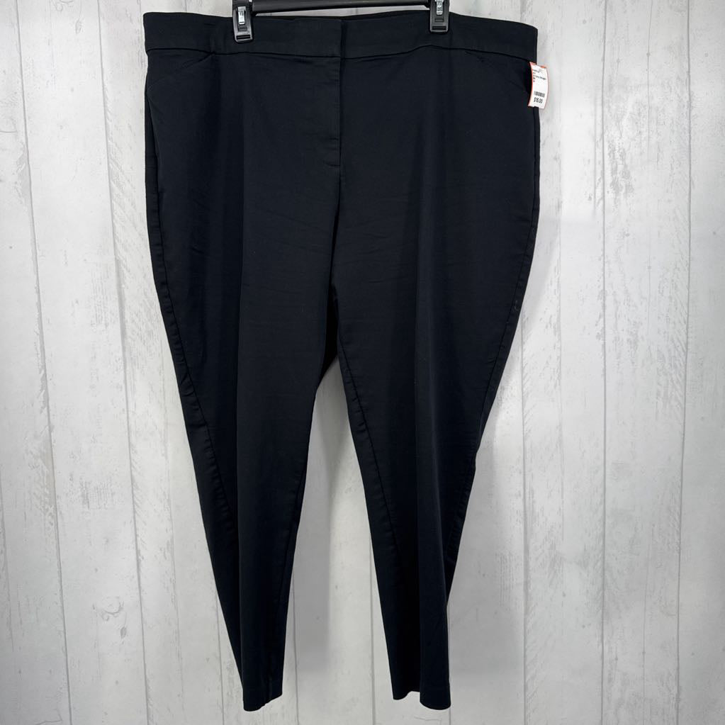 24 Curvy Straight-Leg Pant