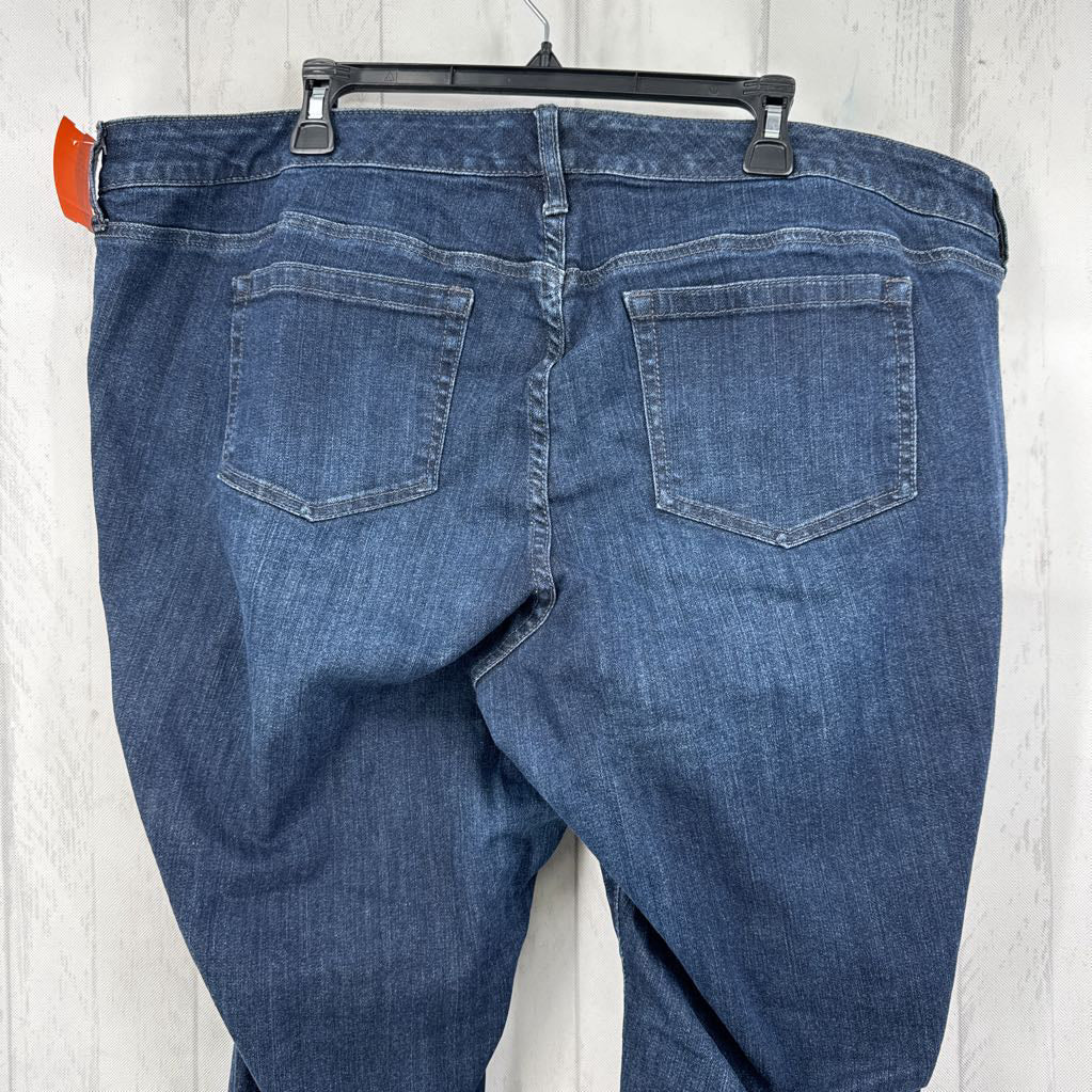 22R Boyfriend Fit Jeans