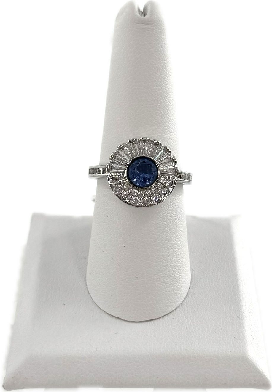 Sz 9 rhodium plated lab created saphire ring