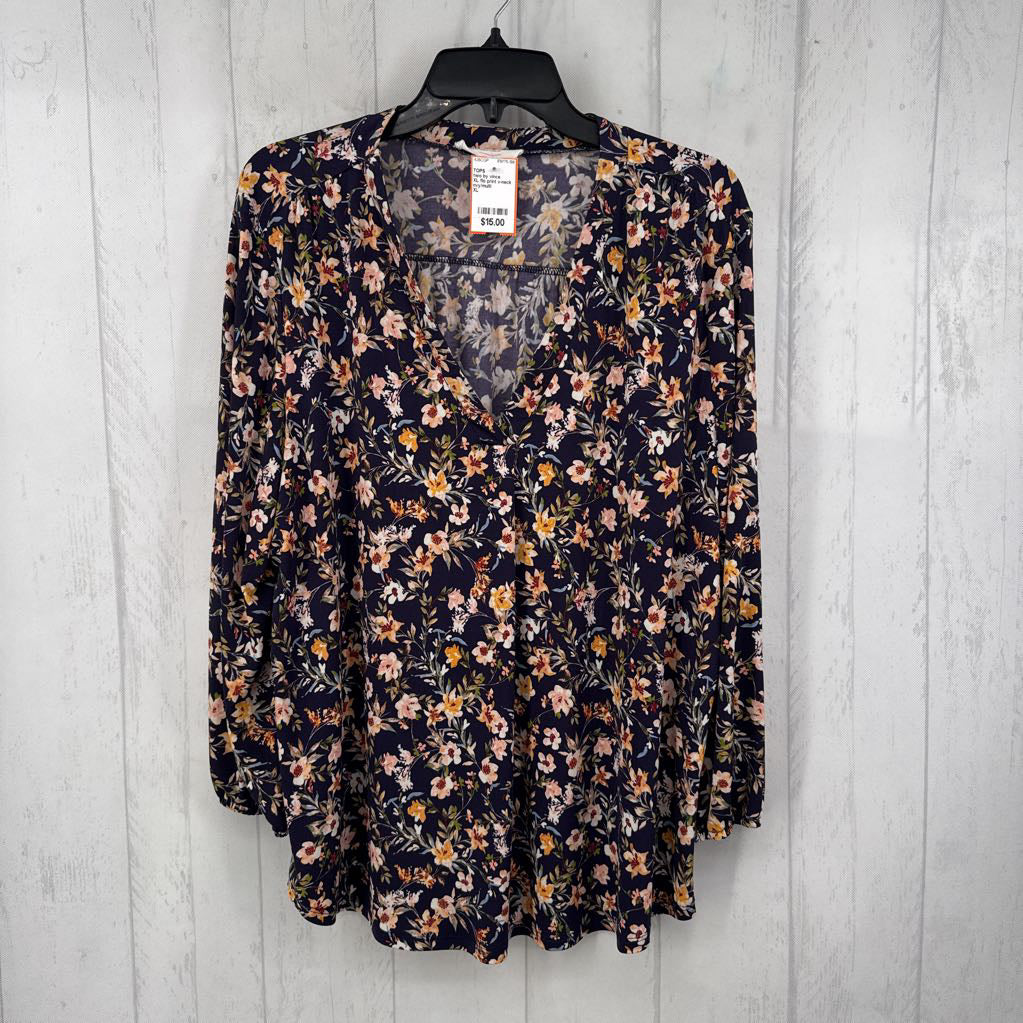 XL flo print v-neck l/s top