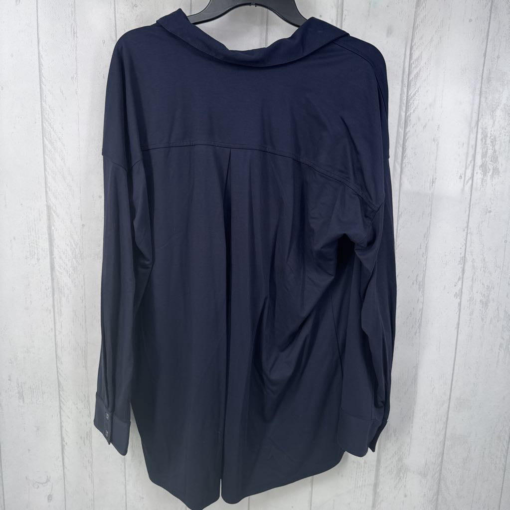 R50 L button down l/s top