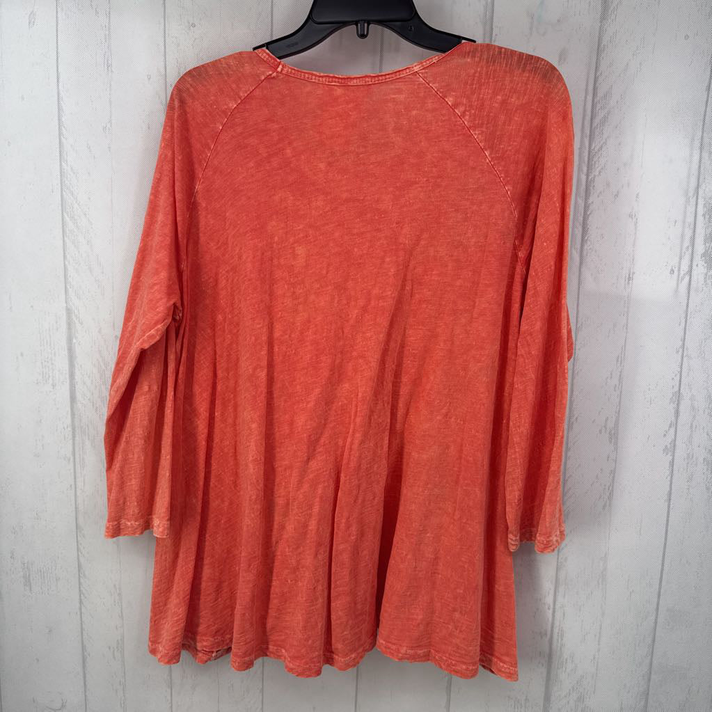 S flo print front pockets l/s top