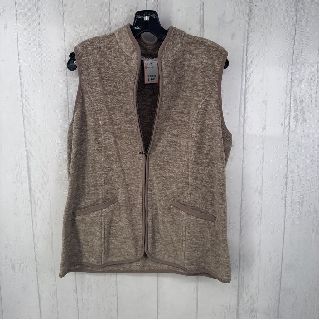 M fleece vest