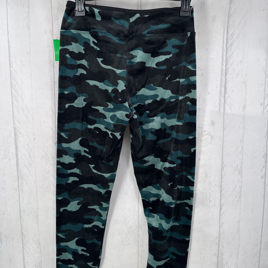 S camo print plush leggings