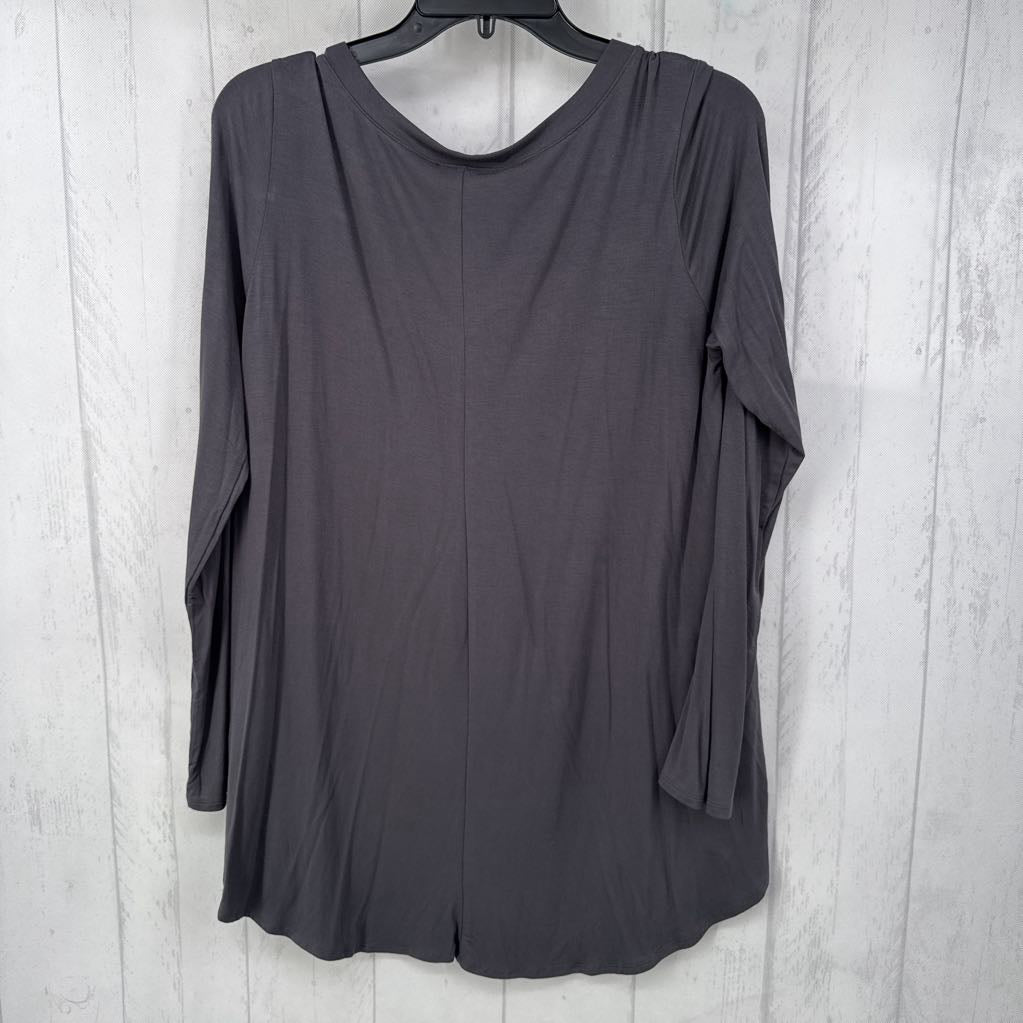 L basic v-neck l/s tee