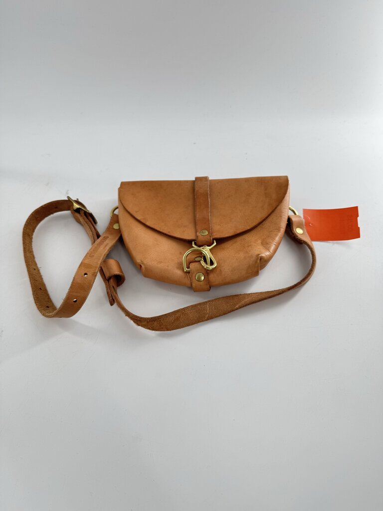 swivel snap hook crossbody