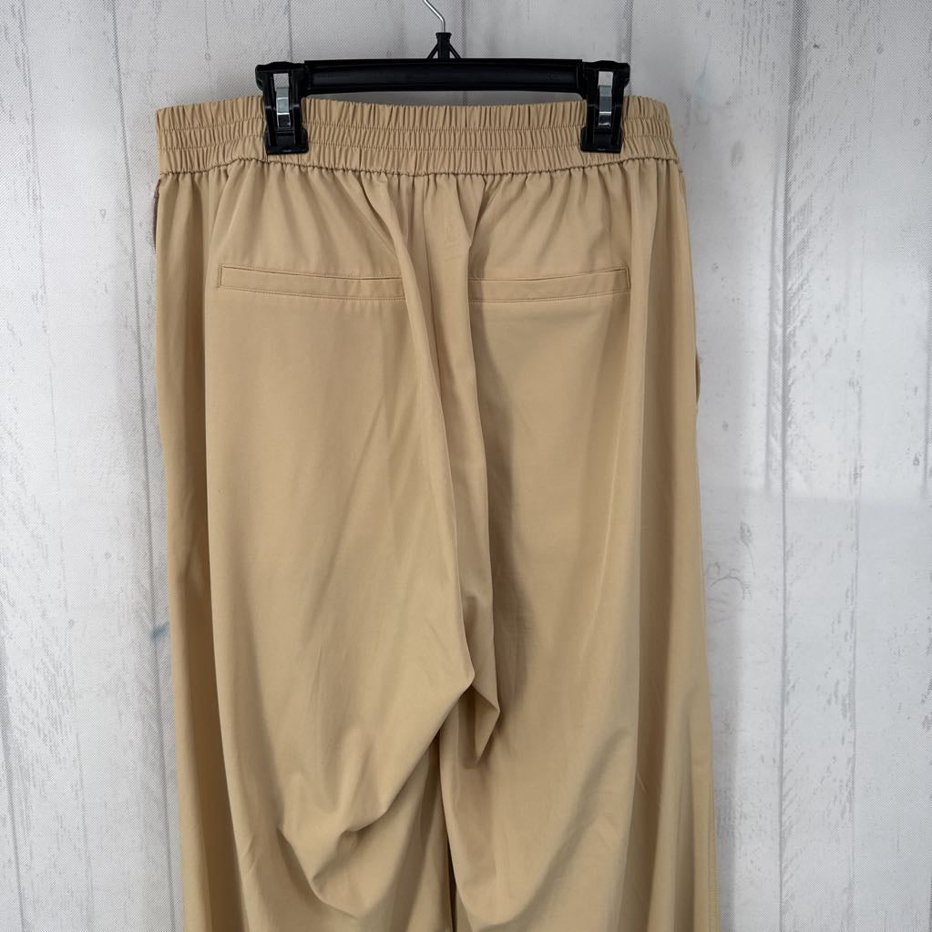 M pull-on wide leg pant