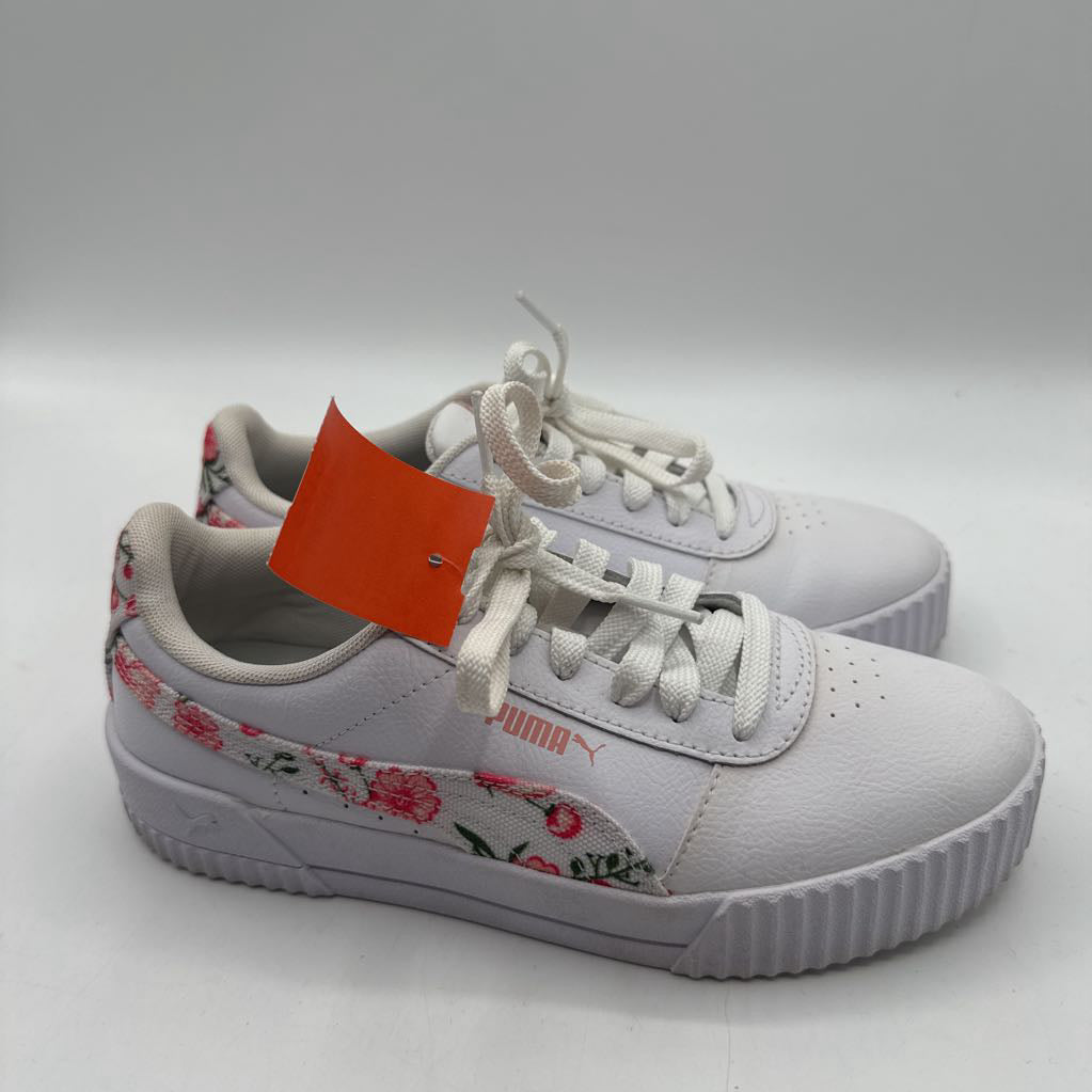 6 floral lace up sneaker