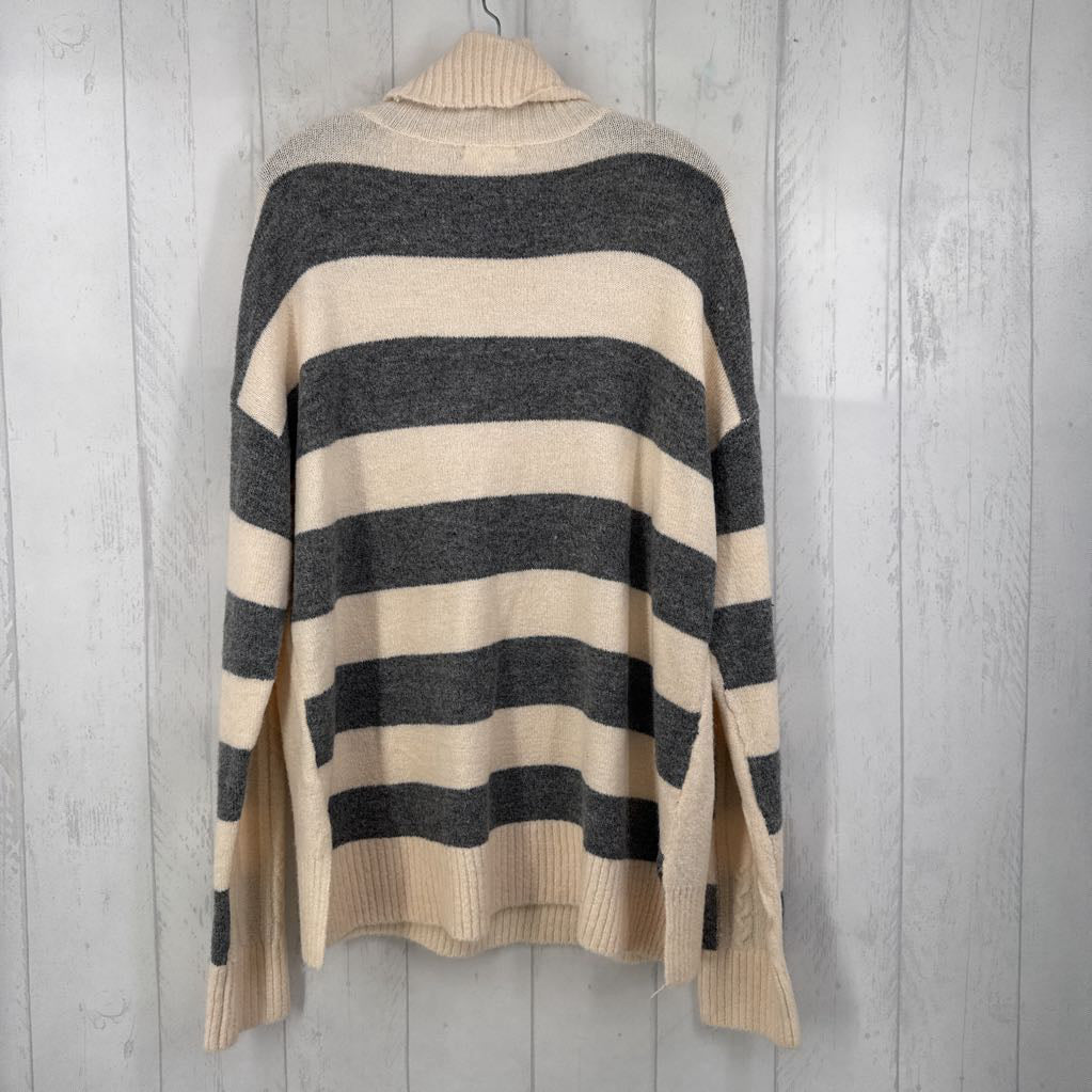 R44 L cowl neck striped back sweater