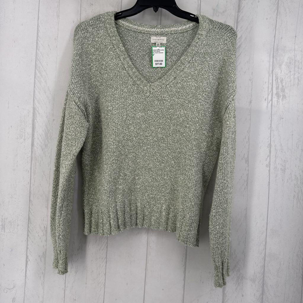 M v-neck sweater